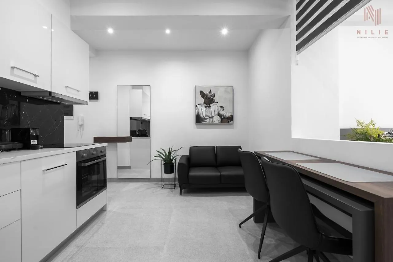 New Era, Nilie Hospitality Mgmt Lejlighed Thessaloníki